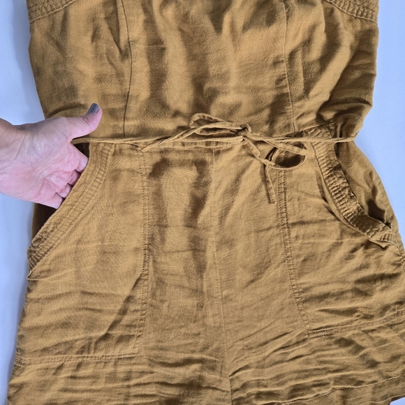 Old Navy linen romper mustard sz M - Picture 3 of 10